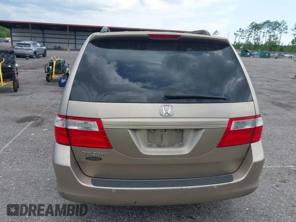 2006 Honda Odyssey EX z VIN 5FNRL38486B405492, wystawiony jako IAAI lot #42351864 z przebiegiem 297 305 mil mil oraz . Historia ofert i sprzedaży dostępna na DreamBid. Obrazek 17.