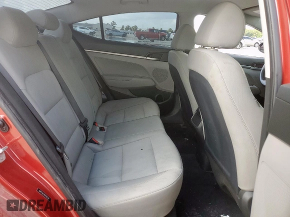 2017 Hyundai Elantra SE z VIN 5NPD74LF8HH182338, wystawiony jako Copart lot #59677845 z przebiegiem 142 653 mil mil oraz Szkoda całkowita • Salvage title. Historia ofert i sprzedaży dostępna na DreamBid. Obrazek 10.