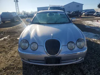 2001 Jaguar S-Type with VIN SAJDA01PX1GM07098, listed as a Copart auction lot 41998545 with 57,362 mi miles and Clean Title. Bid and sale history available at DreamBid. Image 5.