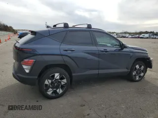 2025 Hyundai Kona SEL Convenience with VIN KM8HCCAB3SU212992, listed as a Copart auction lot 46318485 with 4,050 mi miles and Salvage Title. Bid and sale history available at DreamBid. Image 3.