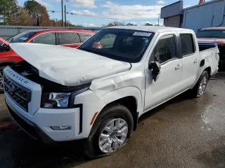 2024 Nissan Frontier SV with VIN 1N6ED1EJ7RN616406, listed as a Copart auction lot 84958994 with 26,157 mi miles and Clean Title. Bid and sale history available at carsss.com. Image 1.