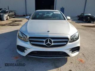 2020 Mercedes-Benz E 350 z VIN W1KZF8DB2LA828359, wystawiony jako Copart lot #55533875 z przebiegiem 120 930 mil mil oraz Szkoda całkowita • Salvage title. Historia ofert i sprzedaży dostępna na DreamBid. Obrazek 5.