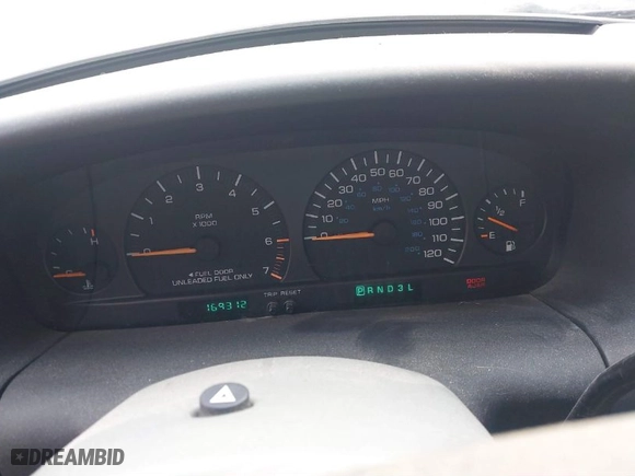 1999 Dodge Caravan SE with VIN 1B4GP44R4XB854348, listed as a IAAI auction lot 41871640 with 169,312 mi miles. Bid and sale history available at carsss.com. Image 7.
