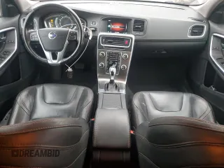 2016 Volvo V60 Cross Country T5 with VIN YV4612HK8G1003514, listed as a Copart auction lot 44733845 with 117,810 mi miles and Clean Title. Bid and sale history available at carsss.com. Image 8.