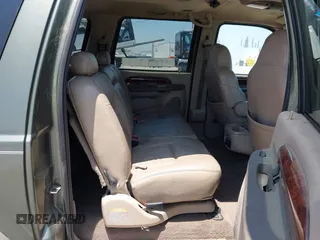 2001 Ford Excursion Limited z VIN 1FMNU42S91EA39377, wystawiony jako IAAI lot #42359734 z przebiegiem 156 168 mil mil oraz . Historia ofert i sprzedaży dostępna na DreamBid. Obrazek 8.