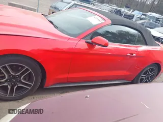 2019 Ford Mustang EcoBoost с VIN 1FATP8UH6K5138631, выставлен на аукционе IAAI как лот 42117817 с пробегом 68 630 миль миль и . История ставок и продаж доступна на DreamBid. Изображение 14.