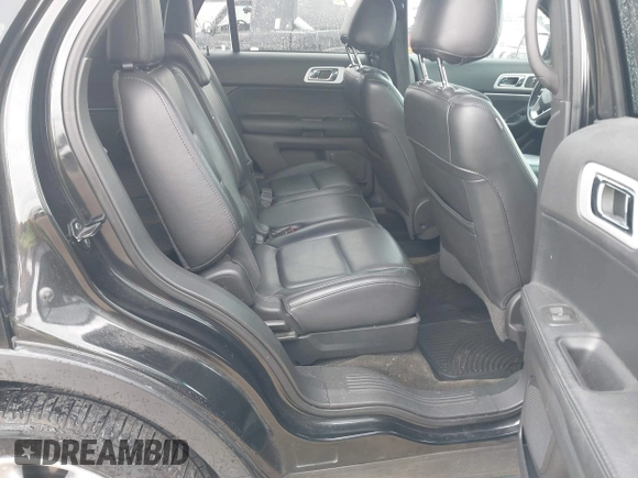 2014 Ford Explorer XLT z VIN 1FM5K8D82EGA68485, wystawiony jako IAAI lot #42198958 z przebiegiem 168 490 mil mil oraz . Historia ofert i sprzedaży dostępna na DreamBid. Obrazek 8.