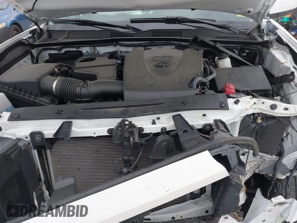 2022 Toyota Tacoma SR with VIN 3TMCZ5AN7NM470444, listed as a IAAI auction lot 41729041 with 34,248 mi miles and . Bid and sale history available at DreamBid. Image 10.