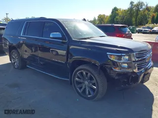 2017 Chevrolet Suburban Premier with VIN 1GNSKJKC7HR281583, listed as a IAAI auction lot 40680315 with 69,192 mi miles. Bid and sale history available at carsss.com. Image 1.