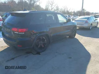 2018 Jeep Grand Cherokee Laredo E with VIN 1C4RJFAGXJC375588, listed as a IAAI auction lot 41406344 with 69,989 mi miles. Bid and sale history available at carsss.com. Image 4.