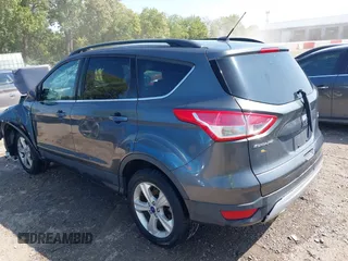 2016 Ford Escape SE with VIN 1FMCU9GX5GUC24730, listed as a IAAI auction lot 40172504 with 139,925 mi miles. Bid and sale history available at carsss.com. Image 3.
