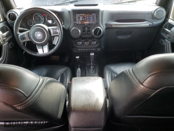 2018 Jeep Wrangler JK Unlimited Sahara with VIN 1C4BJWEG6JL850133, listed as a Copart auction lot 73607534 with 172,299 mi miles and Salvage Title. Bid and sale history available at carsss.com. Image 8.