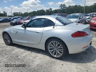 2010 BMW Z4 sDrive35i with VIN WBALM7C51AE382266, listed as a Copart auction lot 61489604 with 43,827 mi miles and Clean Title. Bid and sale history available at carsss.com. Image 2.