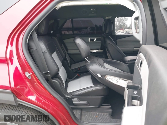 2023 Ford Explorer XLT с VIN 1FMSK7DH1PGB08068, выставлен на аукционе IAAI как лот 42462456 с пробегом 31 443 миль миль и . История ставок и продаж доступна на DreamBid. Изображение 8.