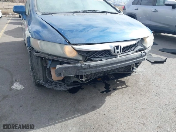 2011 Honda Civic Sdn LX with VIN 19XFA1F57BE011006, listed as a IAAI auction lot 41549448 with 137,781 mi miles. Bid and sale history available at carsss.com. Image 6.