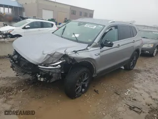 2022 Volkswagen Tiguan SE with VIN 3VV3B7AX1NM025538, listed as a Copart auction lot 43246695 with 0 mi miles and Salvage Title. Bid and sale history available at carsss.com. Image 1.