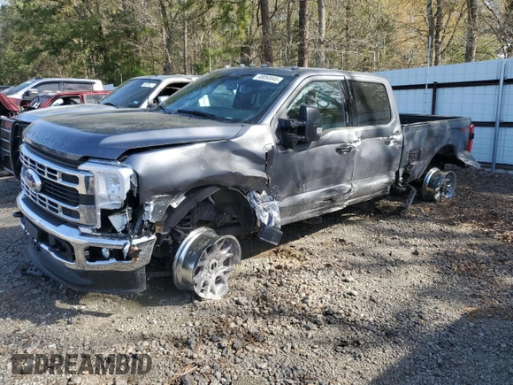 2024 Ford F-250 XL с VIN 1FT7W2BN9REE75941, выставлен на аукционе Copart как лот 49050045 с пробегом 4 760 миль миль и Списание • Salvage title. История ставок и продаж доступна на DreamBid. Изображение 1.