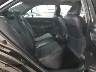 2017 Toyota Camry XLE z VIN 4T1BF1FK1HU721157, wystawiony jako Copart lot #55772635 z przebiegiem 178 665 mil mil oraz Szkoda całkowita • Salvage title. Historia ofert i sprzedaży dostępna na DreamBid. Obrazek 10.