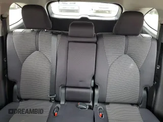 2021 Toyota Highlander L с VIN 5TDBZRBH4MS536328, выставлен на аукционе Copart как лот 61463315 с пробегом 47 798 миль миль и Списание • Salvage title. История ставок и продаж доступна на DreamBid. Изображение 10.