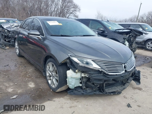 2015 Lincoln MKZ z VIN 3LN6L2JK4FR623686, wystawiony jako IAAI lot #41721095 z przebiegiem 197 922 mil mil oraz . Historia ofert i sprzedaży dostępna na DreamBid. Obrazek 1.