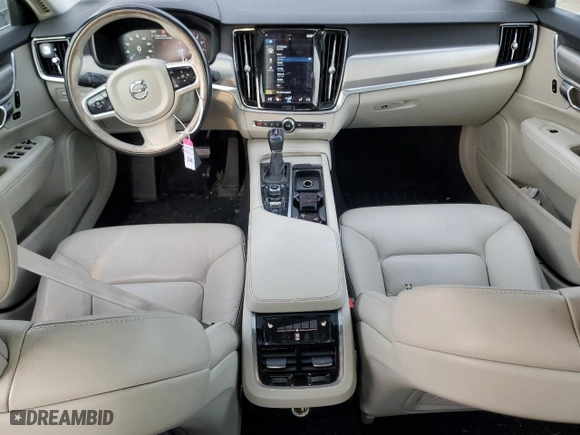2017 Volvo S90 Momentum with VIN YV1A22MK6H1004513, listed as a Copart auction lot 48386175 with 148,137 mi miles and Salvage Title. Bid and sale history available at carsss.com. Image 8.