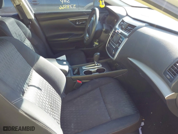 2017 Nissan Altima 2.5 SR with VIN 1N4AL3AP3HC207913, listed as a IAAI auction lot 41505152 with 109,258 mi miles. Bid and sale history available at carsss.com. Image 5.