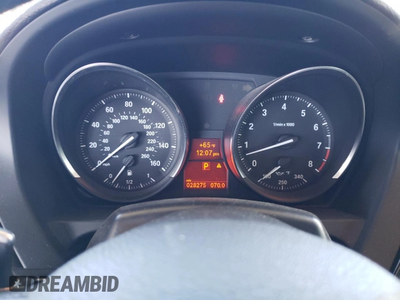 2015 BMW Z4 sDrive28i with VIN WBALL5C54FP557175, listed as a Copart auction lot 48906195 with 28,275 mi miles and Salvage Title. Bid and sale history available at carsss.com. Image 9.