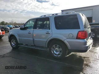2006 Lincoln Navigator Luxury with VIN 5LMFU27506LJ12017, listed as a Copart auction lot 84655314 with 203,743 mi miles and Clean Title. Bid and sale history available at carsss.com. Image 2.