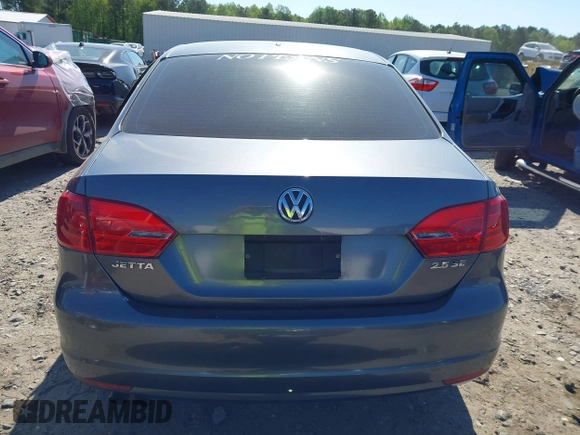 2011 Volkswagen Jetta SE с VIN 3VWDZ7AJ1BM371446, выставлен на аукционе IAAI как лот 42051315 с пробегом 129 529 миль миль и . История ставок и продаж доступна на DreamBid. Изображение 17.