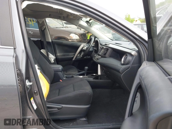 2018 Toyota RAV4 XLE с VIN JTMWFREV2JD112875, выставлен на аукционе IAAI как лот 42396084 с пробегом 108 040 миль миль и . История ставок и продаж доступна на DreamBid. Изображение 5.