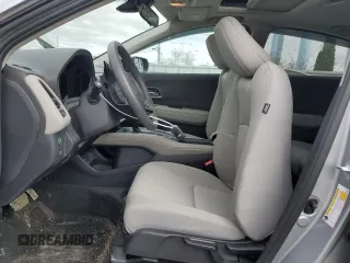 2022 Honda HR-V EX with VIN 3CZRU6H56NM747972, listed as a Copart auction lot 47858685 with 28,402 mi miles and Salvage Title. Bid and sale history available at carsss.com. Image 7.