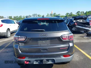 2018 Jeep Compass Trailhawk with VIN 3C4NJDDB3JT231923, listed as a IAAI auction lot 41929198 with 129,001 mi miles and . Bid and sale history available at carsss.com. Image 16.