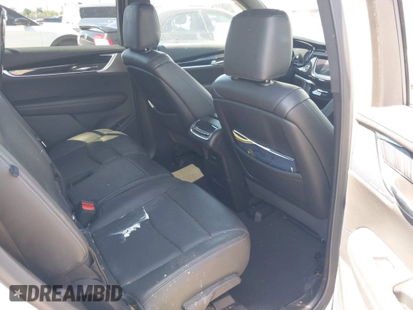 2020 Cadillac XT6 FWD Premium Luxury z VIN 1GYKPCRS1LZ228982, wystawiony jako IAAI lot #41975364 z przebiegiem 84 803 mil mil oraz . Historia ofert i sprzedaży dostępna na DreamBid. Obrazek 8.