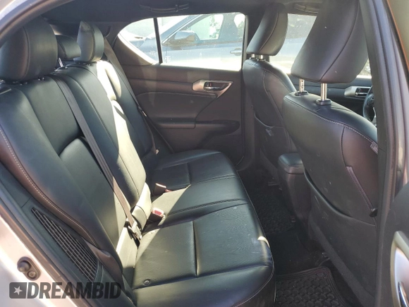 2015 Lexus CT 200h z VIN JTHKD5BH5F2241285, wystawiony jako Copart lot #49502395 z przebiegiem Nie podano mil oraz Szkoda całkowita • Salvage title. Historia ofert i sprzedaży dostępna na DreamBid. Obrazek 10.