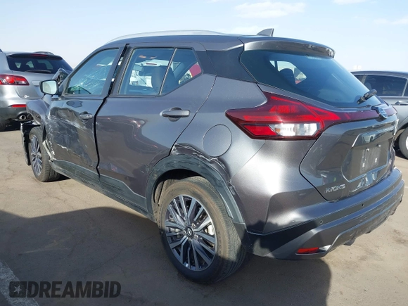 2021 Nissan Kicks SV with VIN 3N1CP5CV2ML477506, listed as a IAAI auction lot 41736063 with 68,872 mi miles. Bid and sale history available at carsss.com. Image 3.