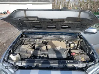 2016 Toyota Tacoma SR with VIN 3TMCZ5AN9GM001620, listed as a IAAI auction lot 41902924 with 117,462 mi miles. Bid and sale history available at carsss.com. Image 10.
