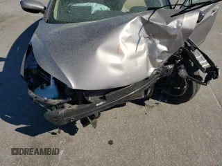 2013 Hyundai Elantra GLS z VIN 5NPDH4AE1DH256619, wystawiony jako Copart lot #50624295 z przebiegiem 99 006 mil mil oraz Szkoda całkowita • Salvage title. Historia ofert i sprzedaży dostępna na DreamBid. Obrazek 12.