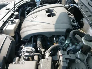 2022 Mazda CX-5 S Carbon Edition z VIN JM3KFBCM0N0623991, wystawiony jako IAAI lot #42434878 z przebiegiem 33 120 mil mil oraz . Historia ofert i sprzedaży dostępna na DreamBid. Obrazek 20.