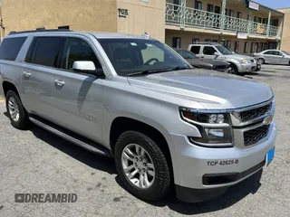 2019 Chevrolet Suburban LT z VIN 1GNSCHKC8KR408158, wystawiony jako IAAI lot #42380325 z przebiegiem 92 997 mil mil oraz . Historia ofert i sprzedaży dostępna na DreamBid. Obrazek 1.
