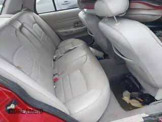 2002 Ford Crown Victoria LX z VIN 2FAFP74W82X148324, wystawiony jako IAAI lot #41565717 z przebiegiem 114 536 mil mil oraz . Historia ofert i sprzedaży dostępna na DreamBid. Obrazek 8.