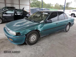 1993 Honda Accord LX with VIN 1HGCB7553PA167124, listed as a Copart auction lot 73680324 with 357,564 mi miles and Salvage Title. Bid and sale history available at carsss.com. Image 1.