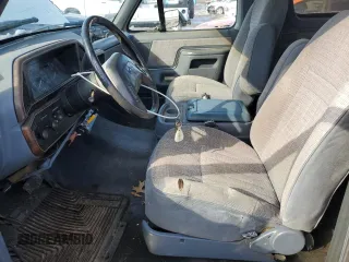 1990 Ford Bronco XL with VIN 1FMEU15N8LLA64421, listed as a Copart auction lot 46278575 with 467,792 mi miles and Clean Title. Bid and sale history available at carsss.com. Image 7.