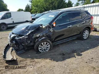 2017 Nissan Rogue SV with VIN 5N1AT2MV9HC750922, listed as a Copart auction lot 63388085 with 117,048 mi miles and Salvage title. Bid and sale history available at DreamBid. Image 1.