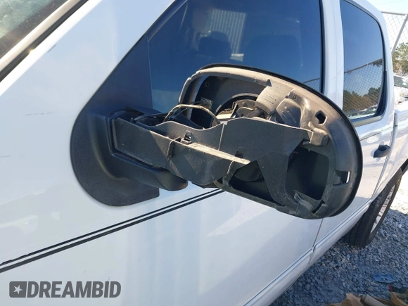 2007 GMC Sierra 1500 SLT z VIN 3GTEK13367G532144, wystawiony jako IAAI lot #41237508 z przebiegiem Nie podano mil oraz . Historia ofert i sprzedaży dostępna na DreamBid. Obrazek 22.