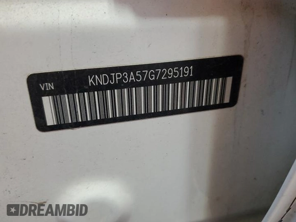 2016 Kia Soul + z VIN KNDJP3A57G7295191, wystawiony jako Copart lot #58392315 z przebiegiem 142 671 mil mil oraz Szkoda całkowita • Salvage title. Historia ofert i sprzedaży dostępna na DreamBid. Obrazek 13.