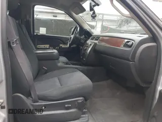 2013 GMC Yukon SLE with VIN 1GKS1AE09DR353945, listed as a IAAI auction lot 41900111 with 109,655 mi miles. Bid and sale history available at carsss.com. Image 5.