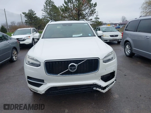 2017 Volvo XC90 Momentum with VIN YV4A22PK7H1134864, listed as a IAAI auction lot 42013875 with 200,367 mi miles. Bid and sale history available at carsss.com. Image 12.