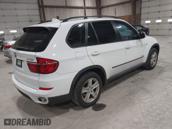 2012 BMW X5 35i z VIN 5UXZV4C54CL748257, wystawiony jako IAAI lot #42036669 z przebiegiem 122 438 mil mil oraz . Historia ofert i sprzedaży dostępna na DreamBid. Obrazek 4.