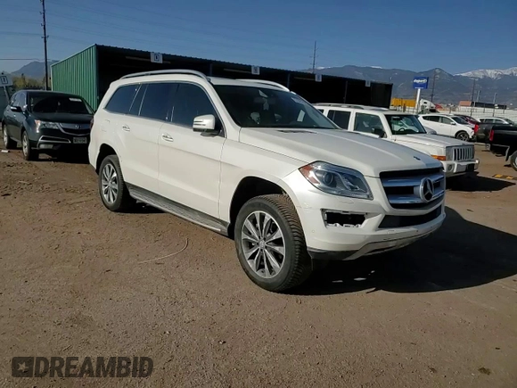 2014 Mercedes-Benz GL 450 z VIN 4JGDF7CE0EA395164, wystawiony jako Copart lot #51081185 z przebiegiem 92 321 mil mil oraz Szkody całkowita. Historia ofert i sprzedaży dostępna na DreamBid. Obrazek 11.