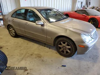 2004 Mercedes-Benz C 320 with VIN WDBRF64J24F547073, listed as a Copart auction lot 83461944 with 98,420 mi miles and Salvage Title. Bid and sale history available at DreamBid. Image 4.